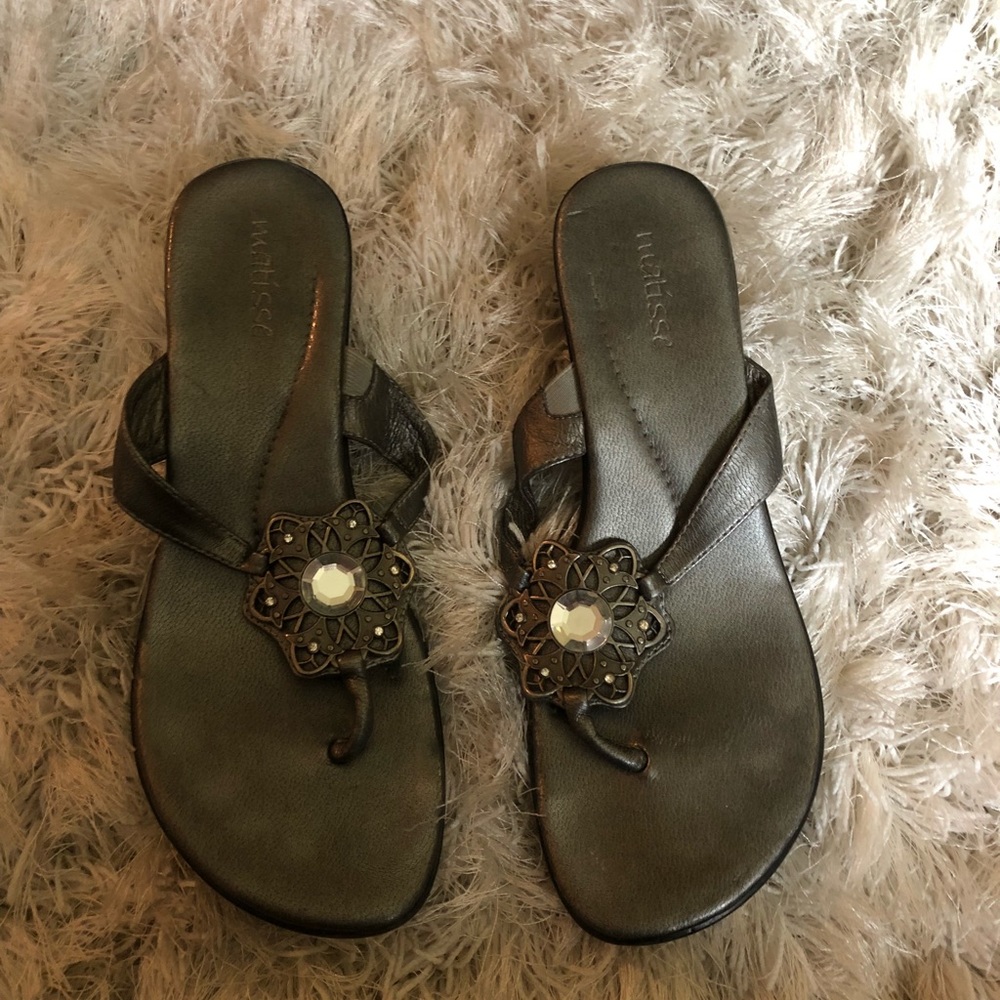 Ladies gray sandals